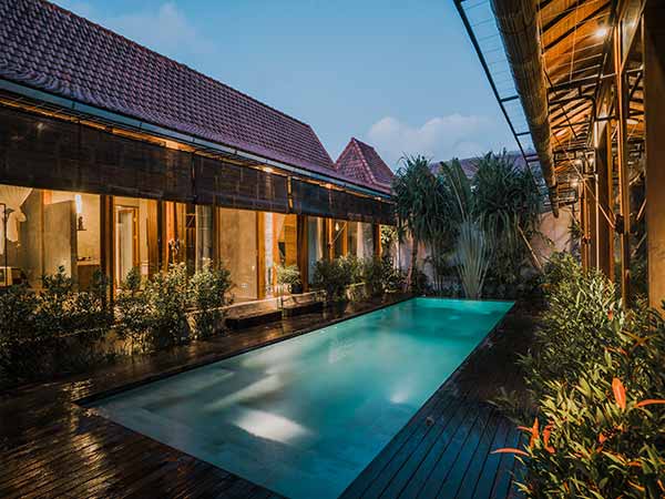 zin hotels canggu Srotong