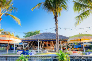 uitgaan in canggu, old mans